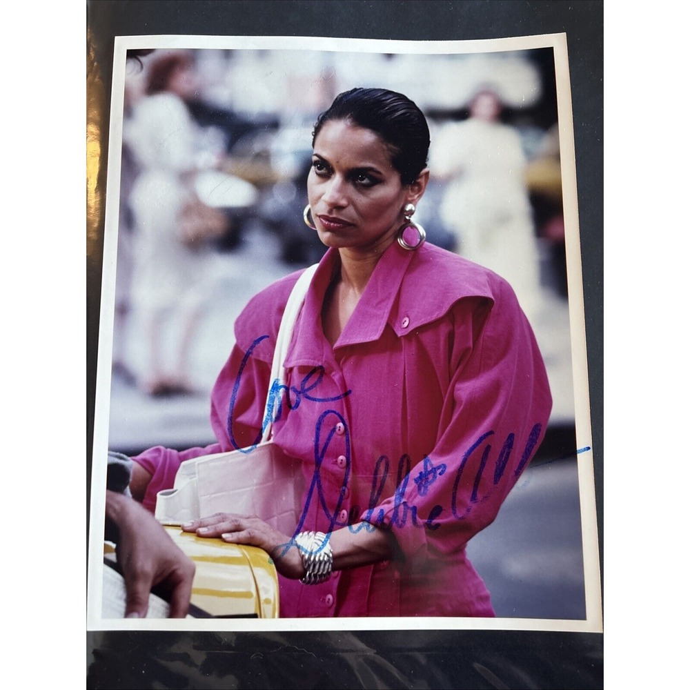 DEBBIE ALLEN AUTOGRAPHED 8X10 COLOR‎ PHOTO